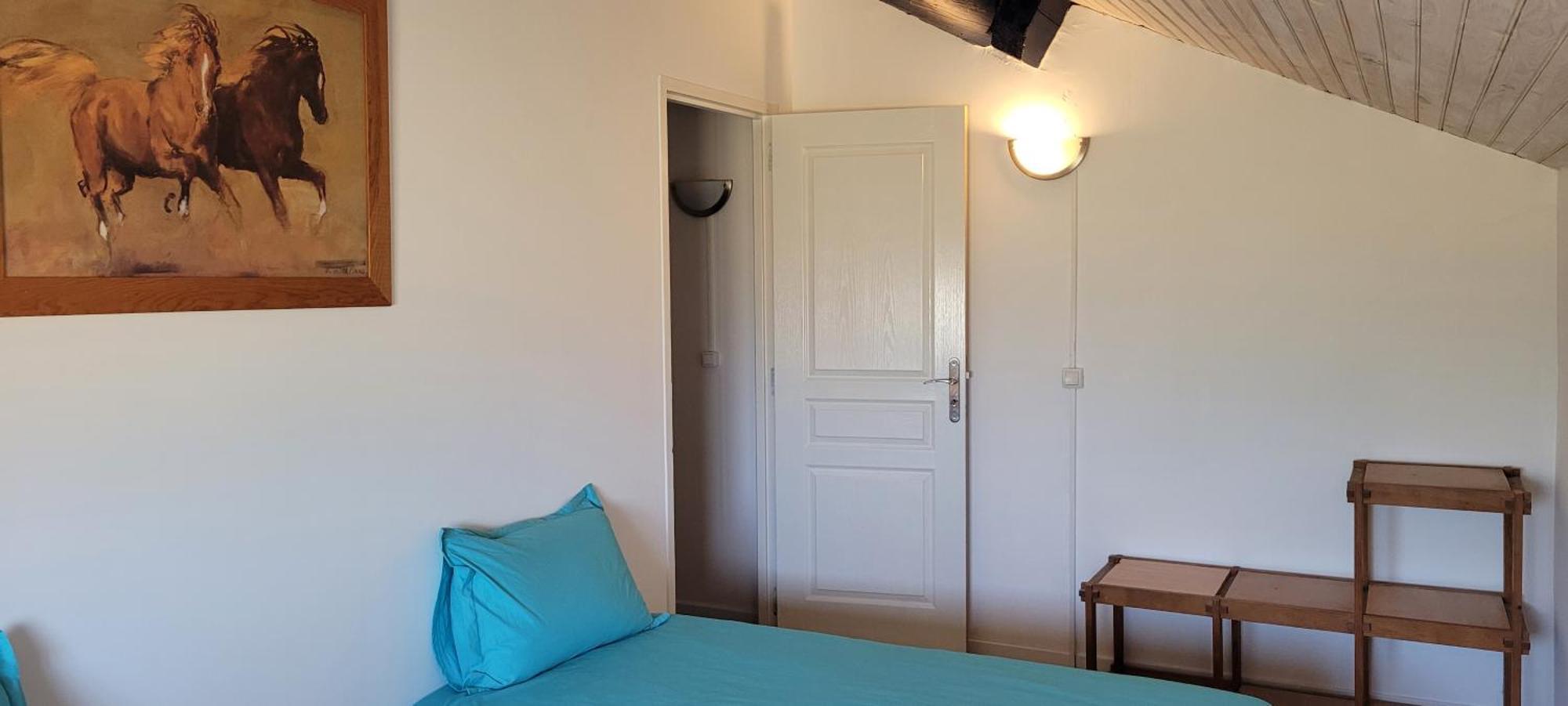 Petite Maison Refaite A Neuf Dans Mas Du 19Eme Siecle Arles Zimmer foto